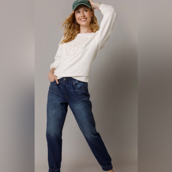 NWOT Francesca’s White crew neck - Picture 1 of 5